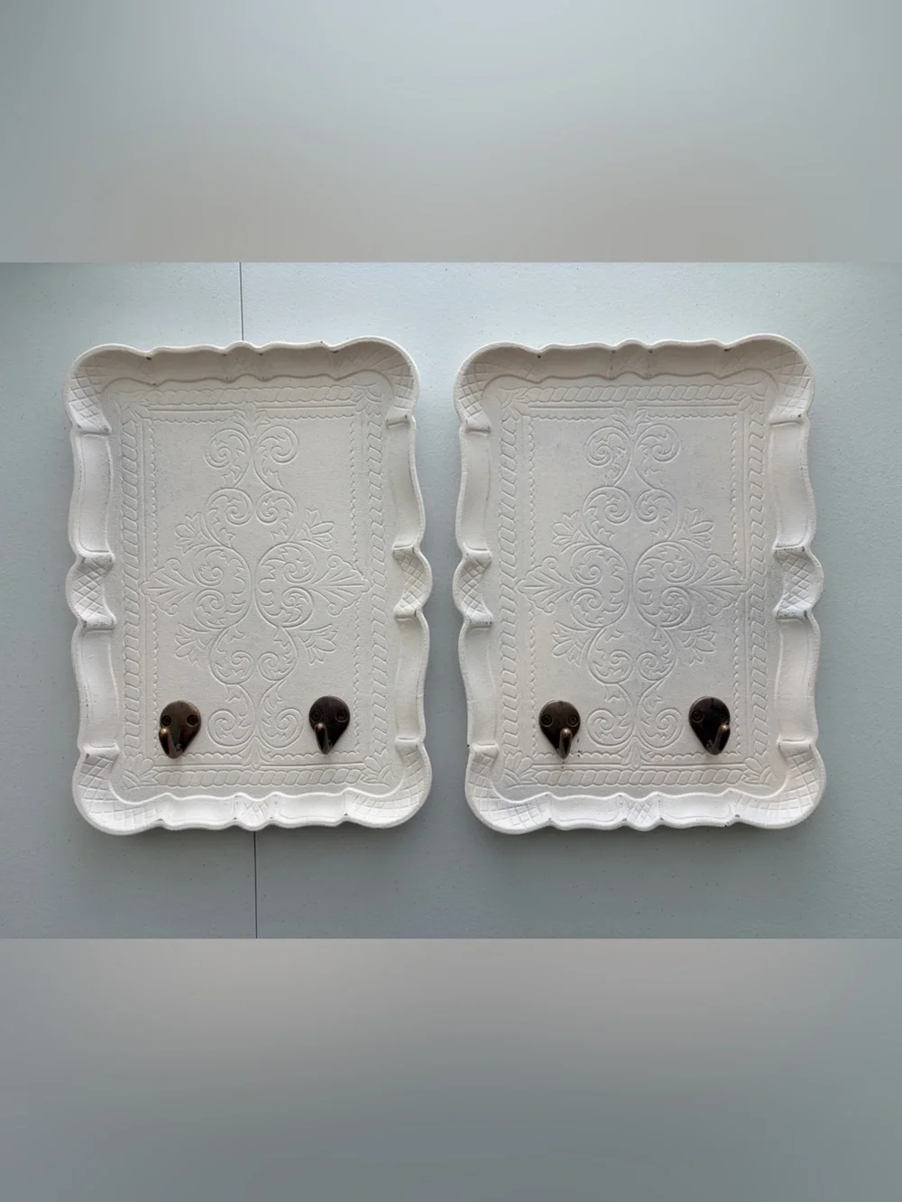 Set of 2 Ornate White Wall Jewelry Organizers Brass Hooks NWOT